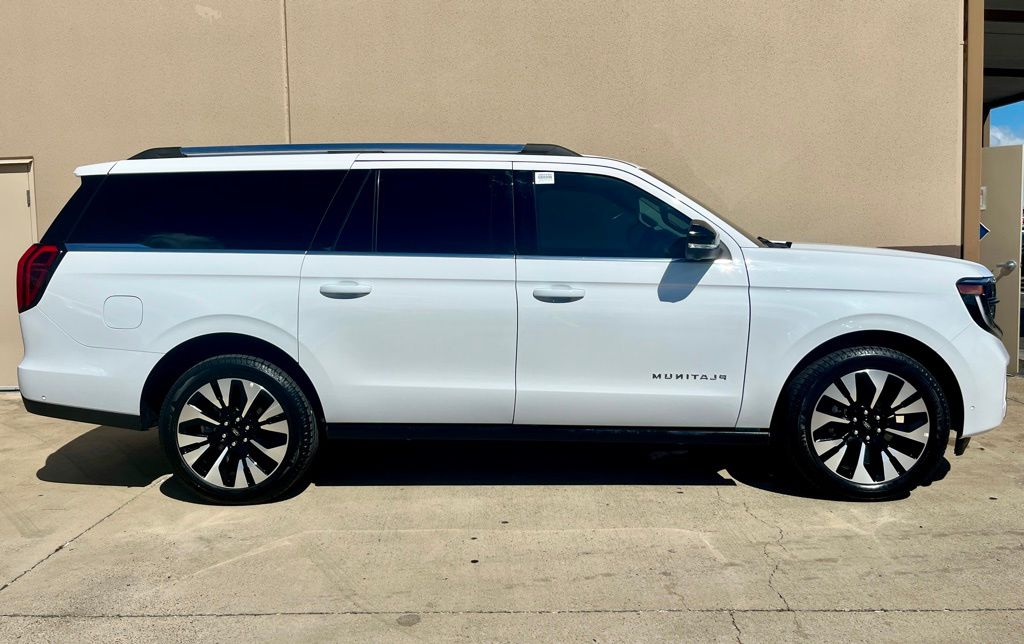 Thumbnail: 2025 Ford Expedition MAX - 5