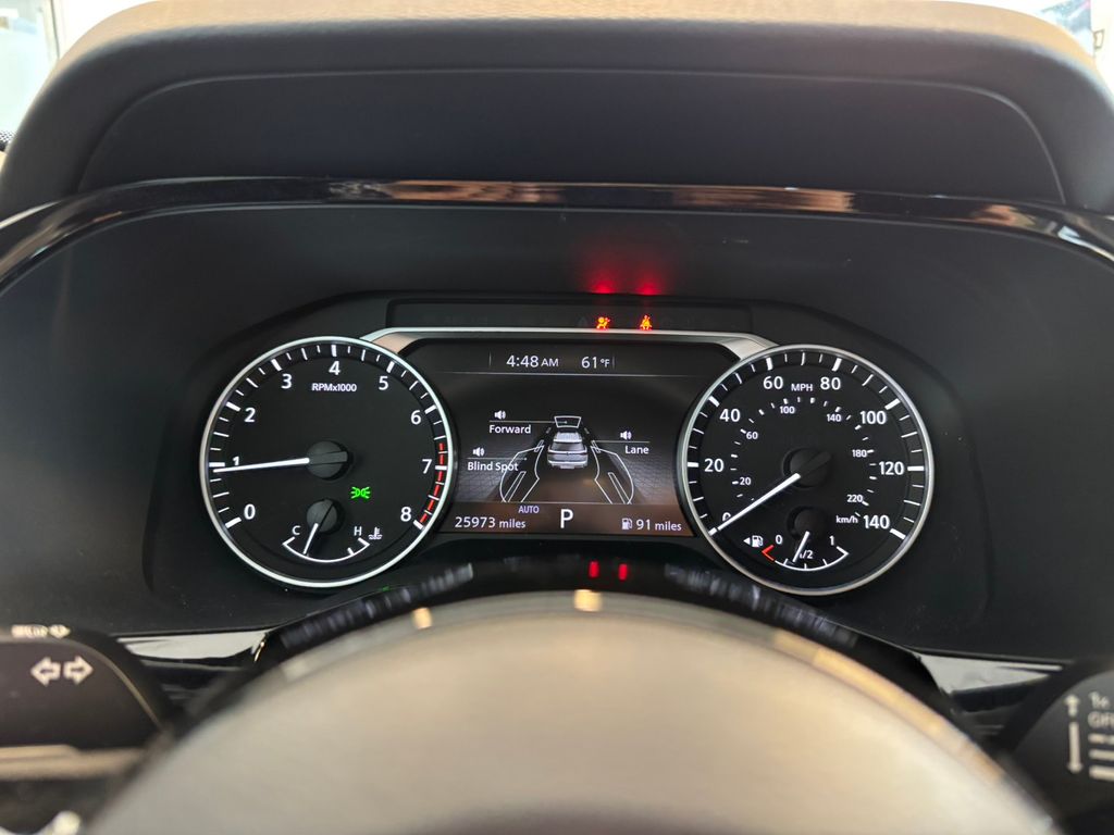 2023 Nissan Pathfinder SV
