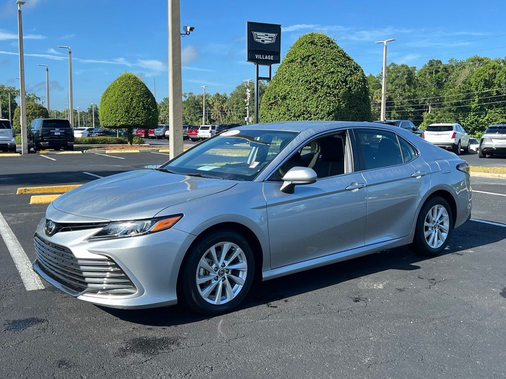 2024 Toyota Camry LE FWD