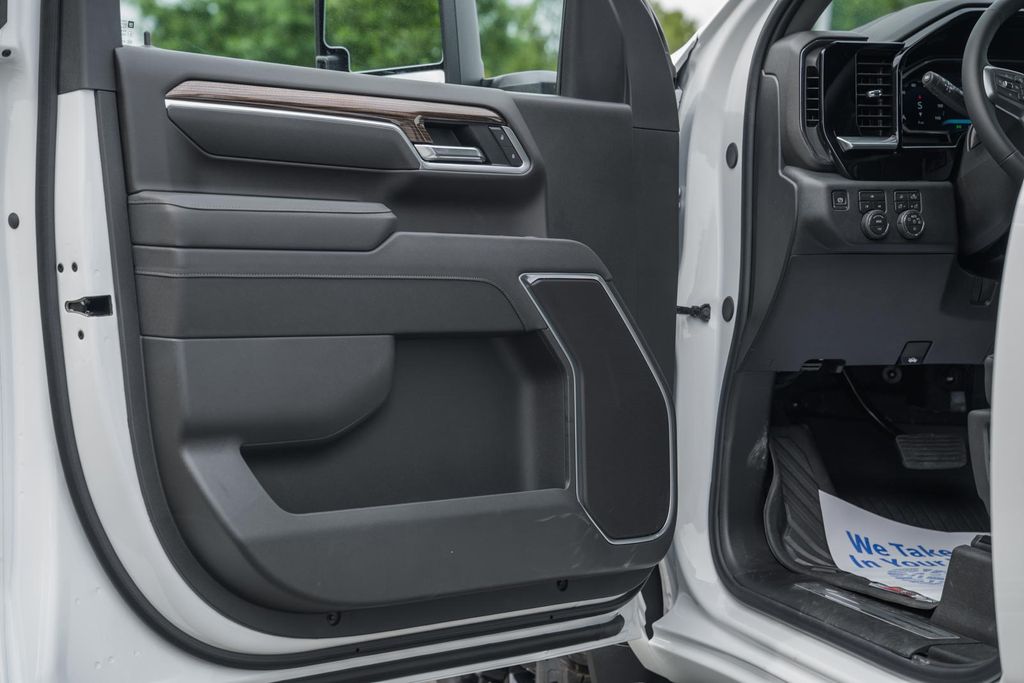 ChevroletSilverado 2500HD45