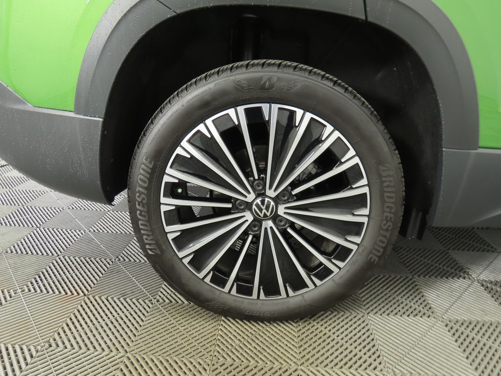 Thumbnail: 2025 Volkswagen Taos - 29