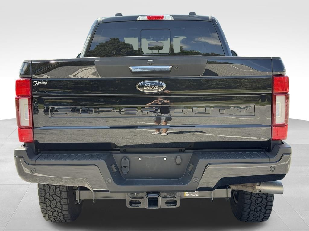 2022 Ford F-350 Super Duty LARIAT