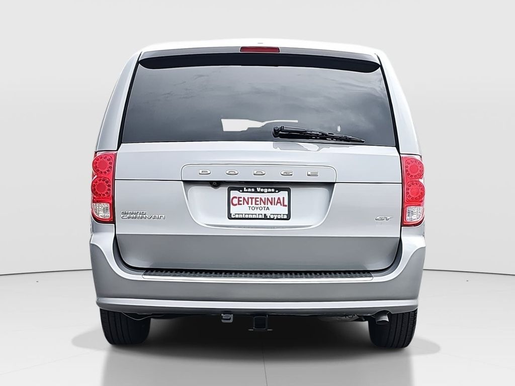 Used 2017 Dodge Grand Caravan Van