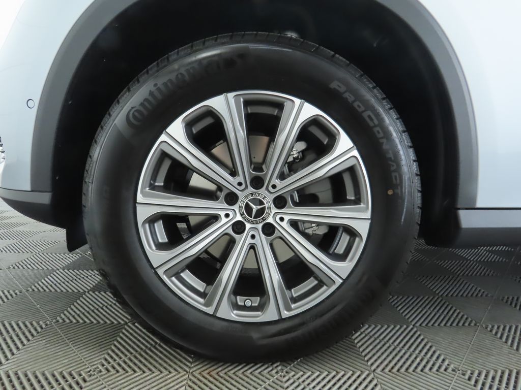 2025 Mercedes-Benz GLC 300 31