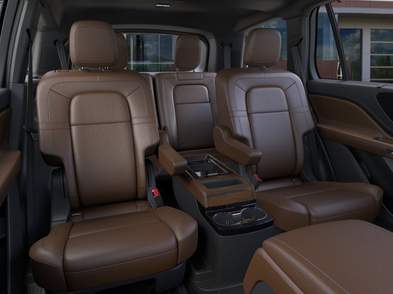 Thumbnail: 2026 Lincoln Aviator - 11