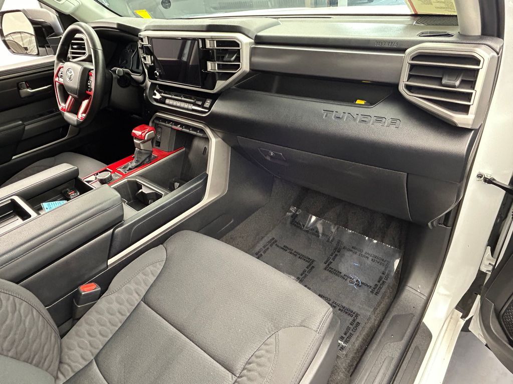 Used 2024 Wind Chill Pearl Toyota SR5 image 46