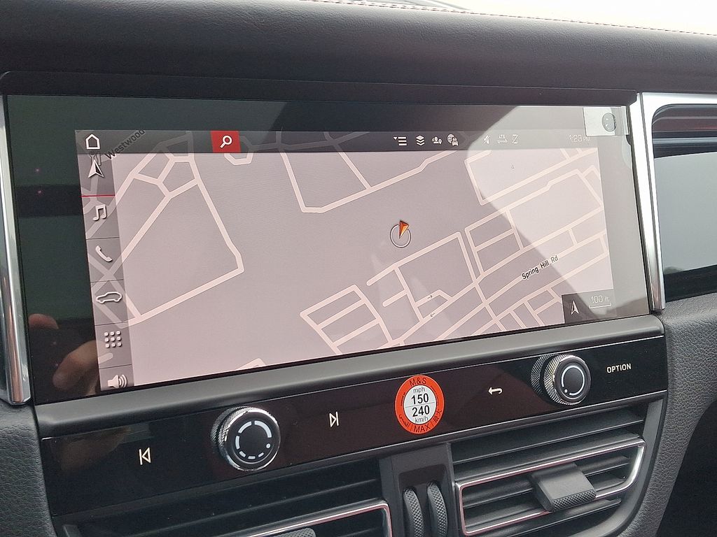 Thumbnail: 2026 Porsche Macan - 18