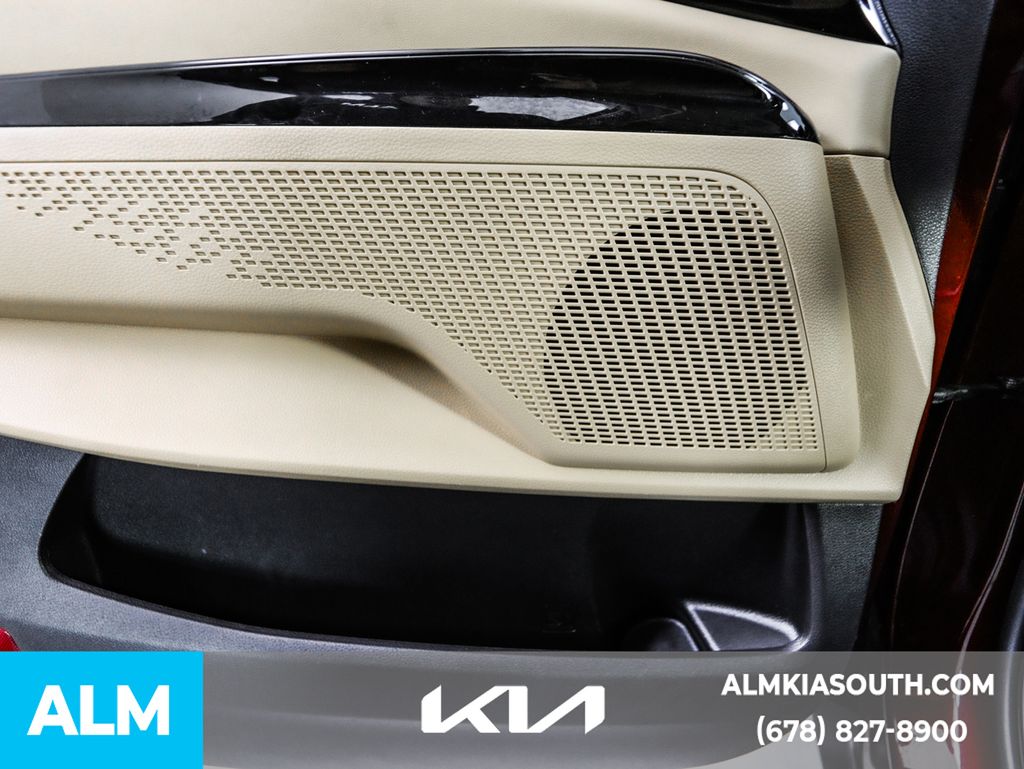 2024 Kia Carnival EX photo 46