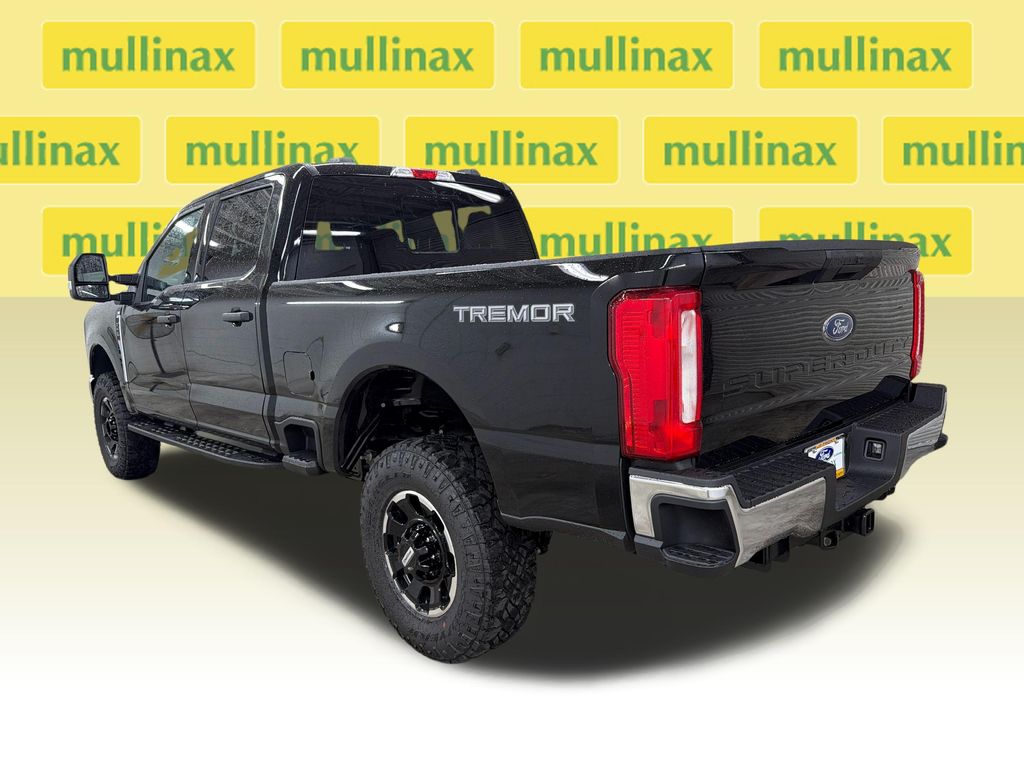 New 2026 Black Ford XLT image 9