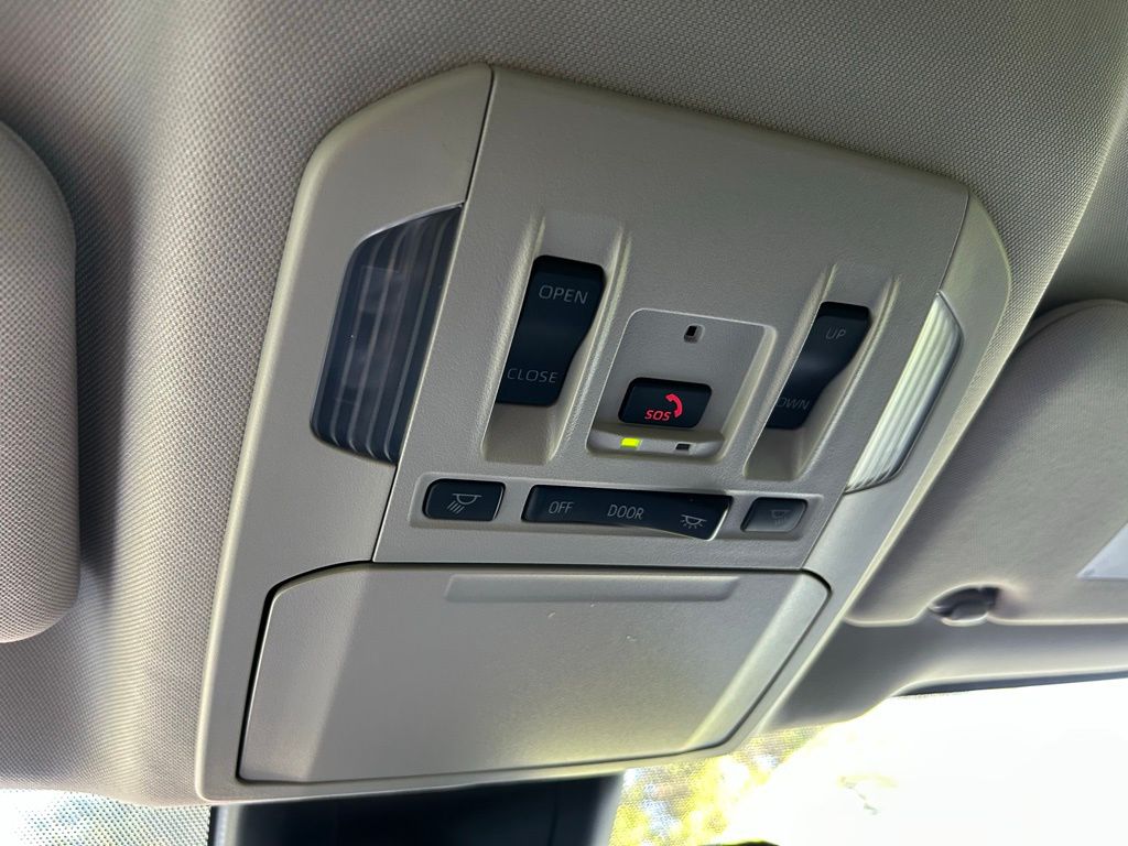 Thumbnail: 2024 Toyota Highlander - 31