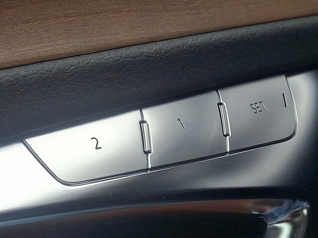 Thumbnail: 2024 Audi A6 - 25