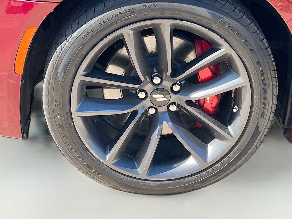Used 2023 Red Chrysler C image 31