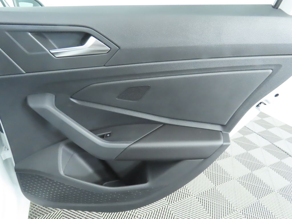 Thumbnail: 2026 Volkswagen Jetta - 27