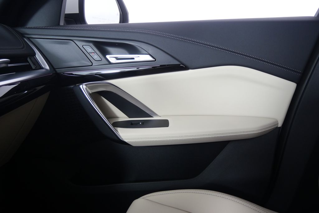 Thumbnail: 2025 BMW X1 - 22