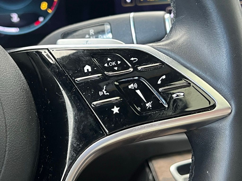 Thumbnail: 2022 Mercedes-Benz E-Class - 18