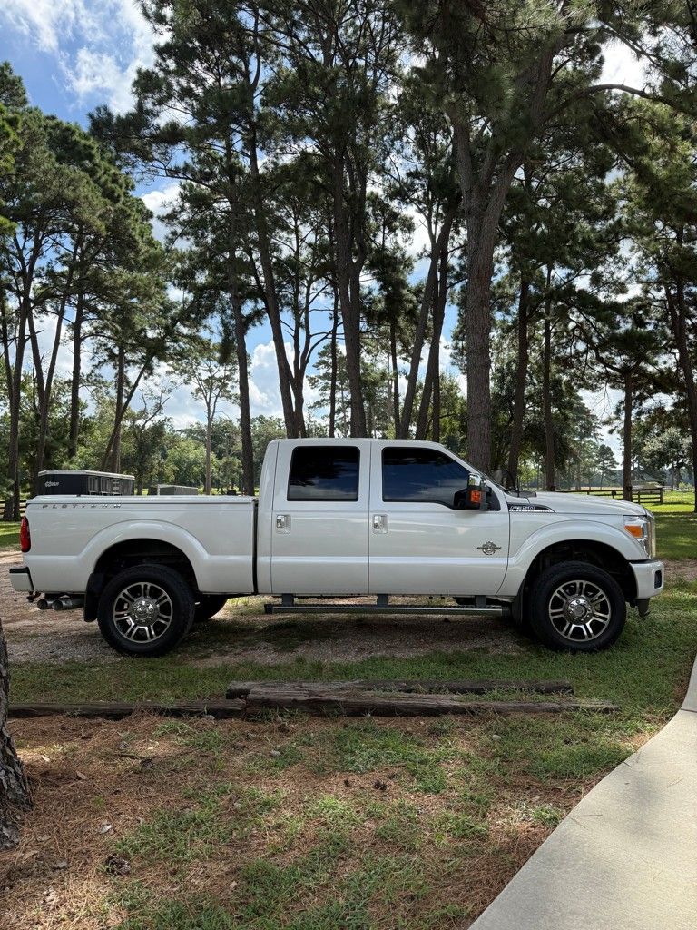 2016 Ford F-350 Super Duty Platinum Crew Cab 4WD