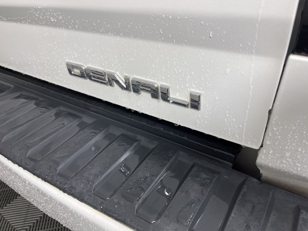 2018 GMC Sierra 1500 Denali 4