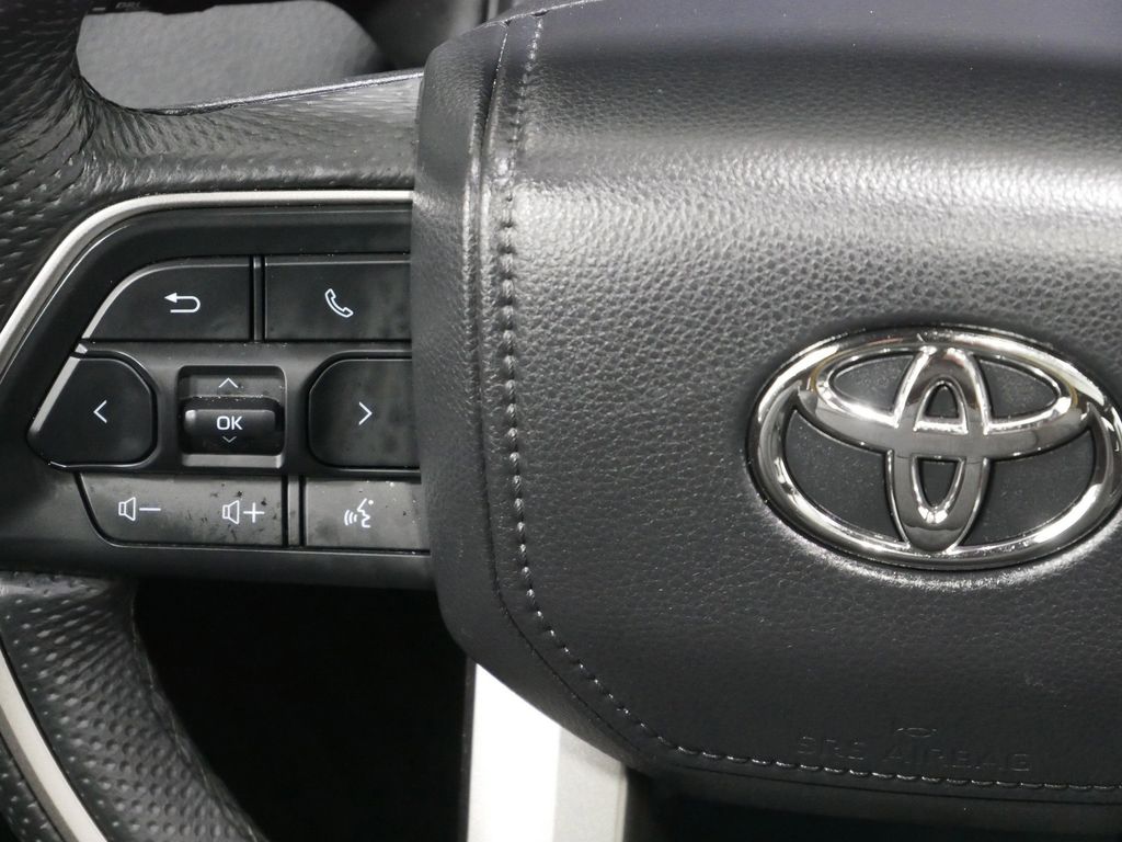 2025 Toyota Tundra Limited - Photo 25