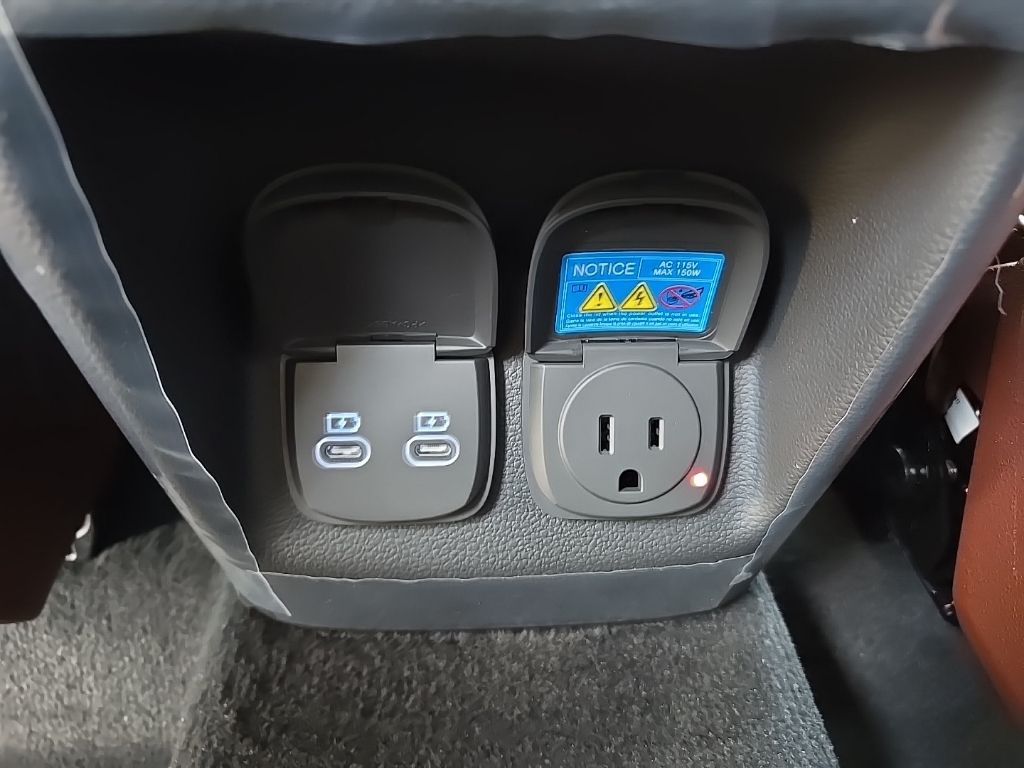 Thumbnail: 2025 Genesis GV80 - 28