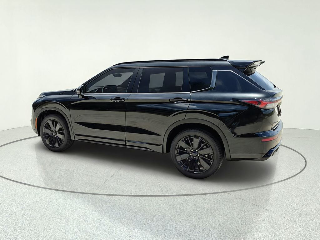 2026 Mitsubishi Outlander Black Edition Black at North Houston Mitsubishi