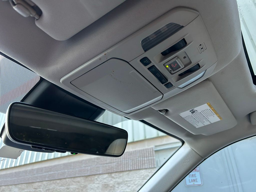 Thumbnail: 2022 Toyota Highlander - 30