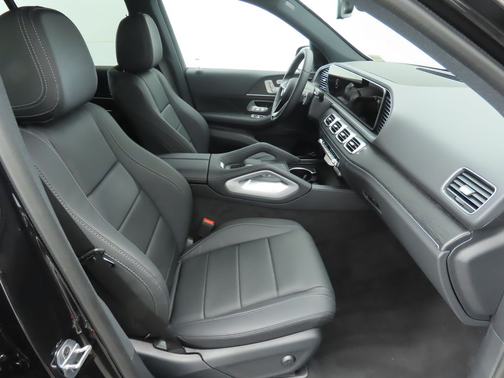 Thumbnail: 2026 Mercedes-Benz GLE - 20