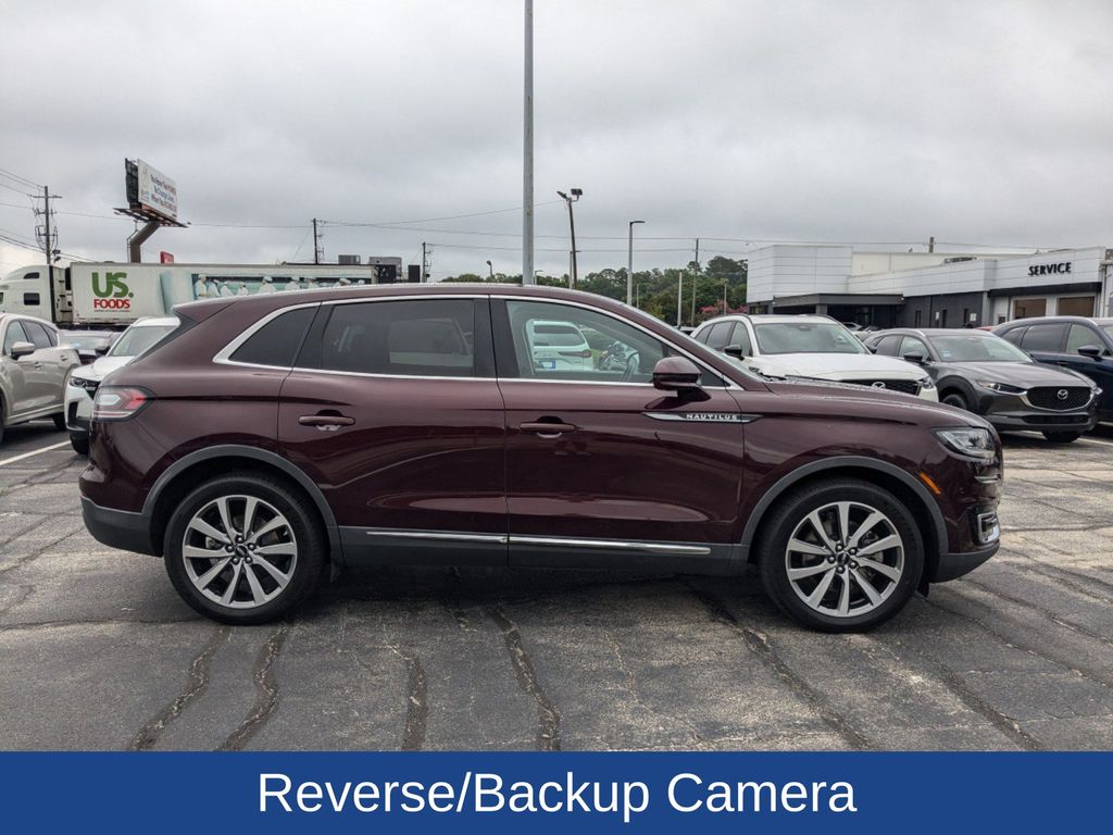 2019 Lincoln Nautilus Select