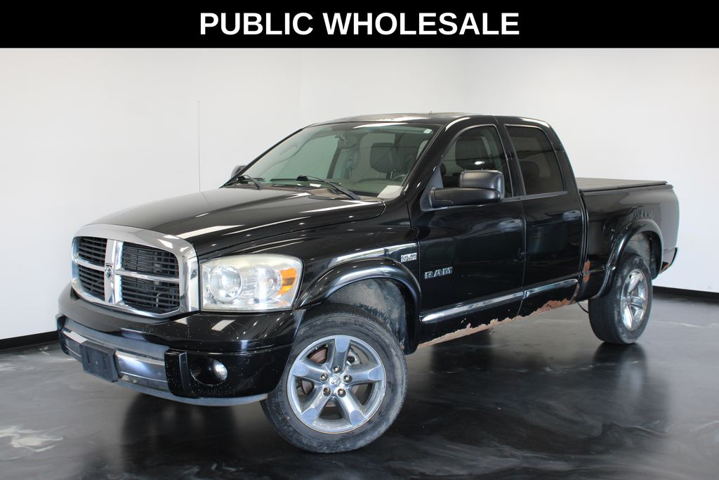 Brilliant Black Crystal Pearlcoat 2008 Dodge RAM 1500 Pickup Truck Four-Wheel Drive 5-Speed Automatic