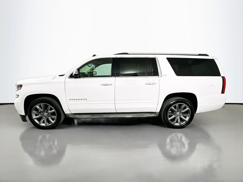 Thumbnail: 2015 Chevrolet Suburban - 8
