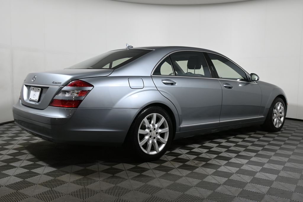 Thumbnail: 2008 Mercedes-Benz S-Class - 7