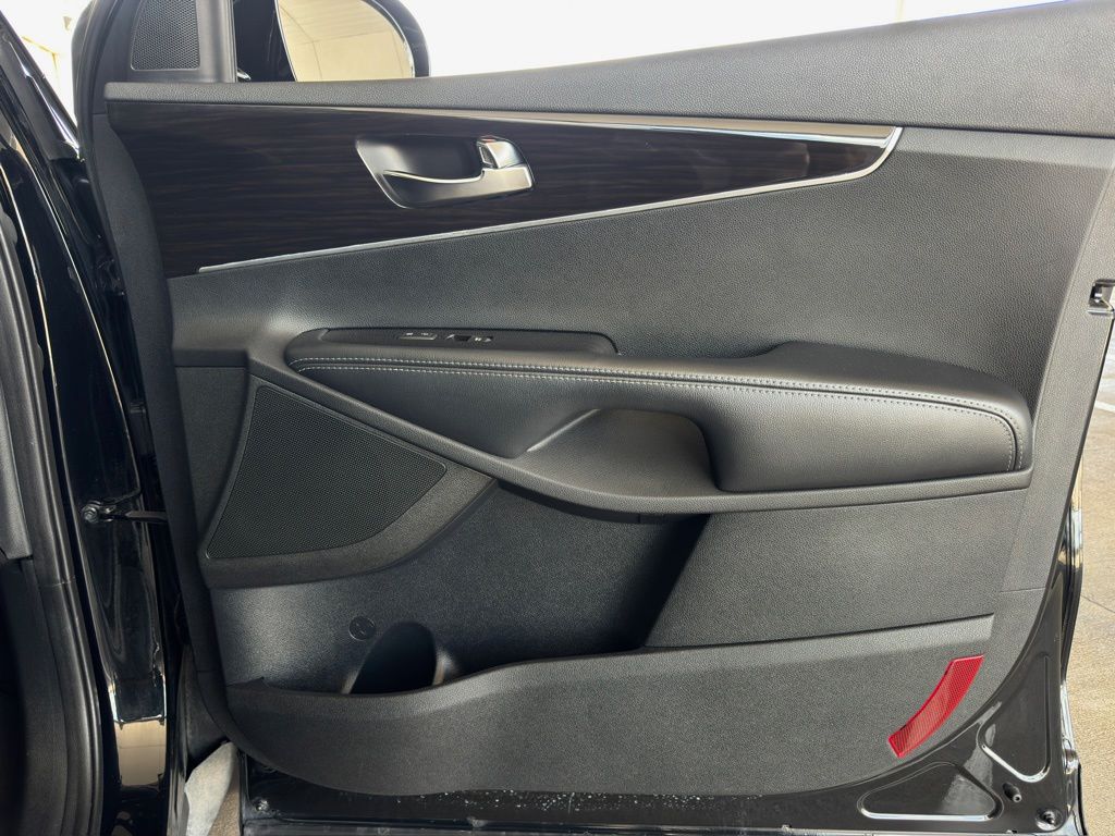 2020 Kia Sorento LX Black at AutoSavvy Houston Southwest