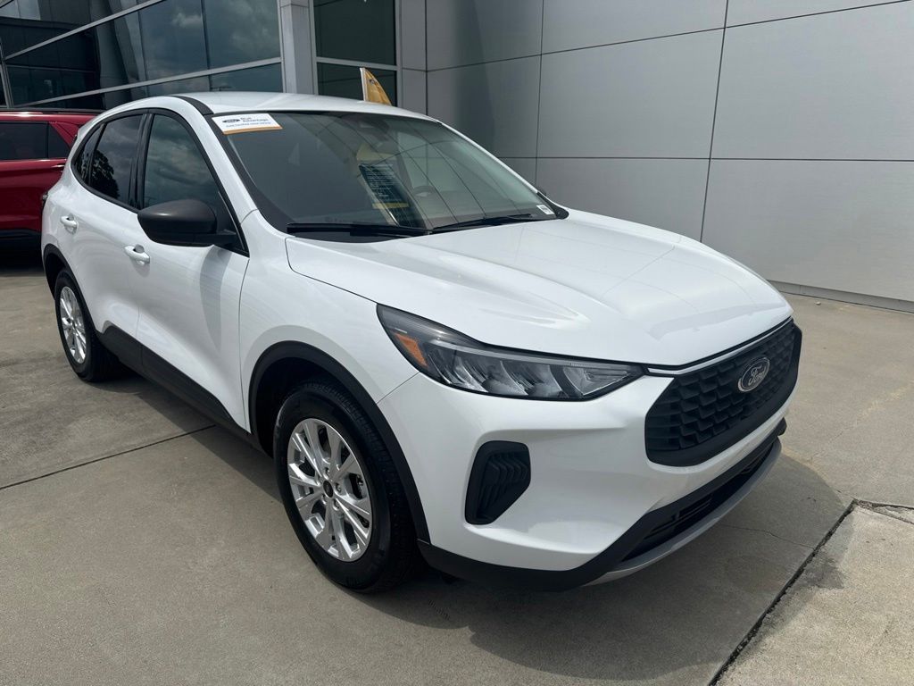 Oxford White 2025 Ford Escape SUV / Crossover Front-Wheel Drive 8-Speed Automatic