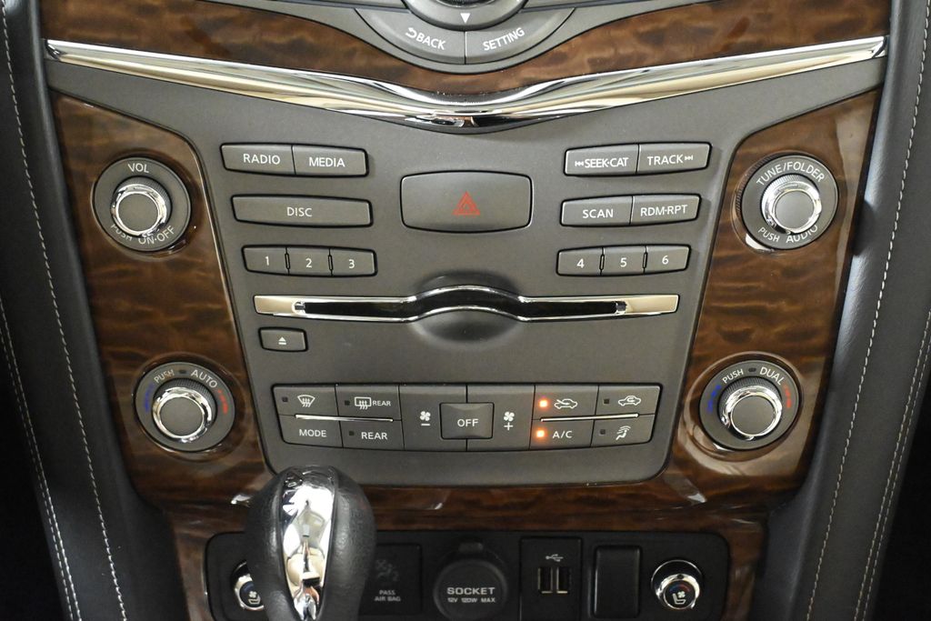 2019 Nissan Armada Platinum Edition 21