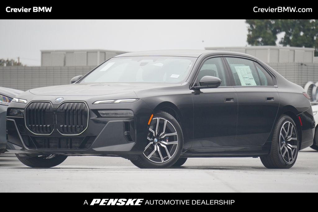 2025 BMW i7 xDrive60 -
                  Santa Ana, CA