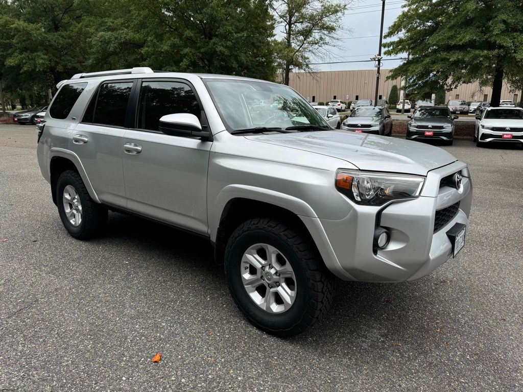 2016 Toyota 4Runner  11