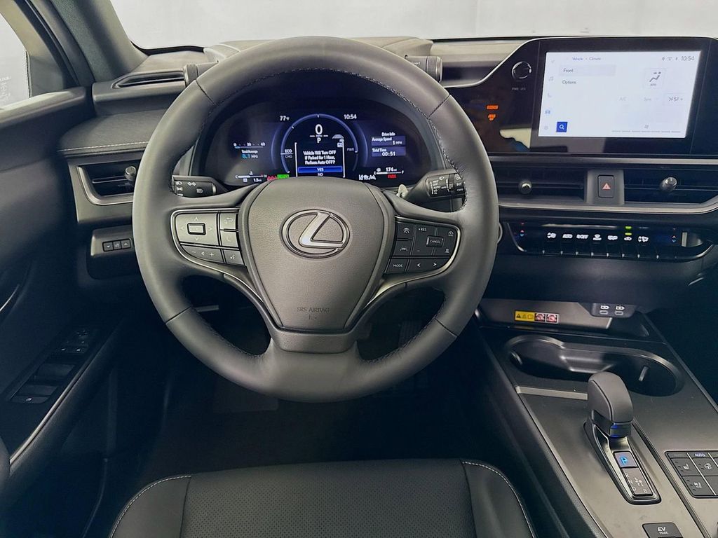 Thumbnail: 2025 Lexus UX - 19