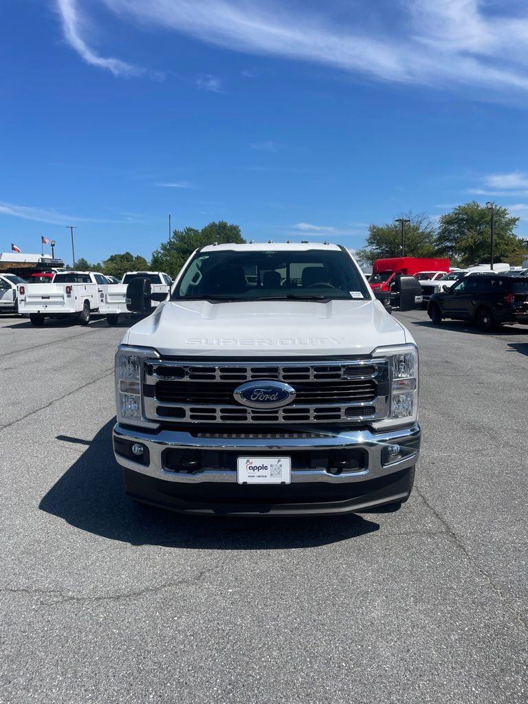 2026 Ford F-350 Chassis XL