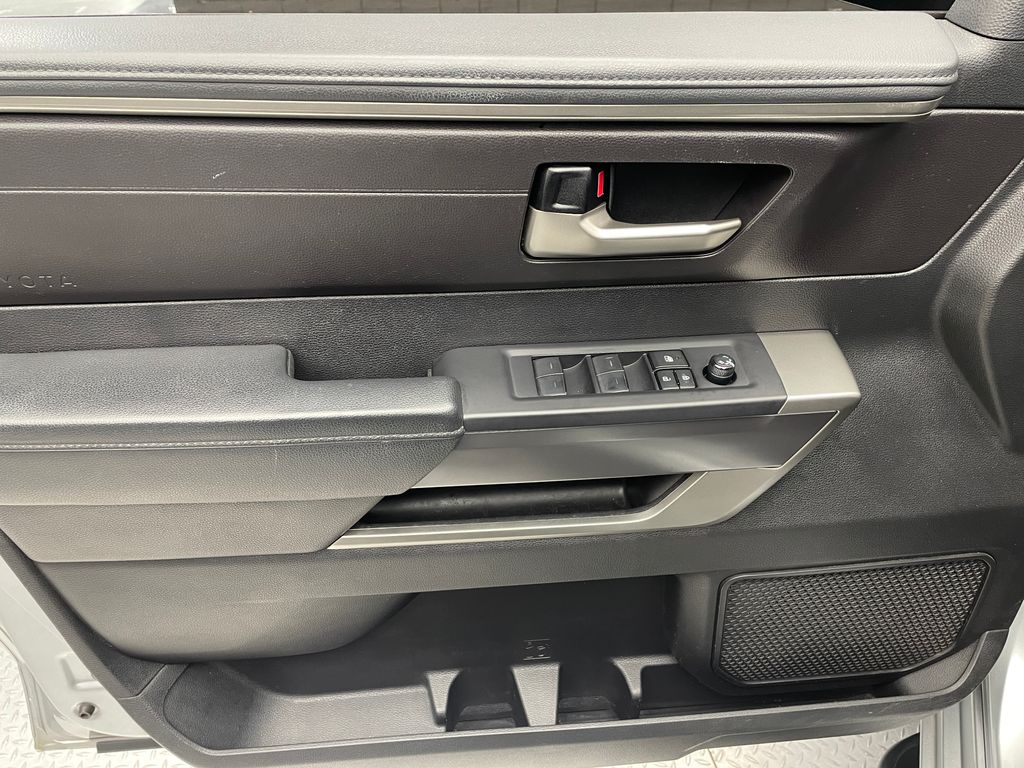 Thumbnail: 2023 Toyota Tundra - 9