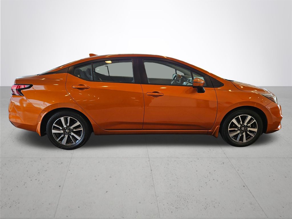 2021 Nissan Versa 1.6 SV
