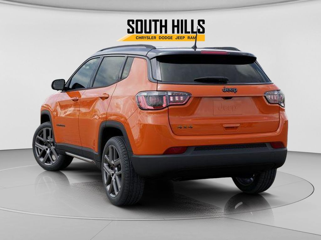 2026 Jeep Compass Limited Orange at South Hills CDJR