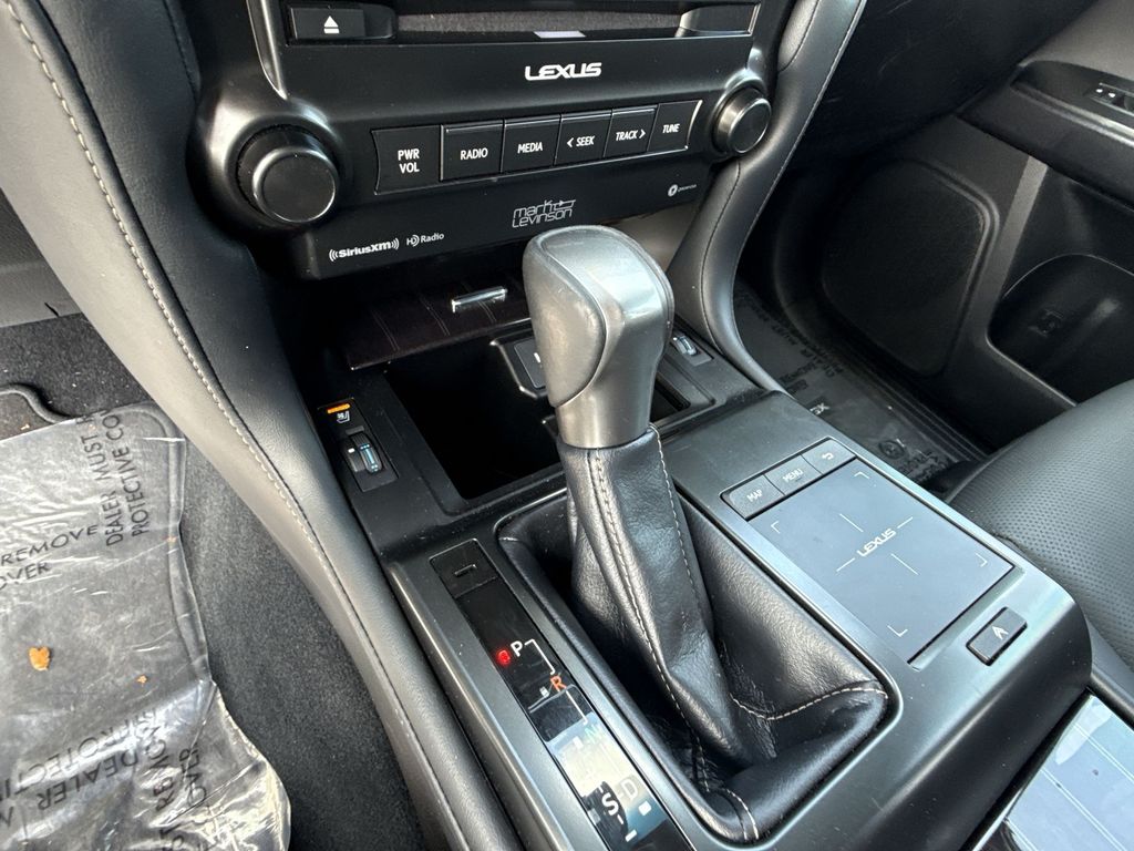 Thumbnail: 2023 Lexus GX - 19