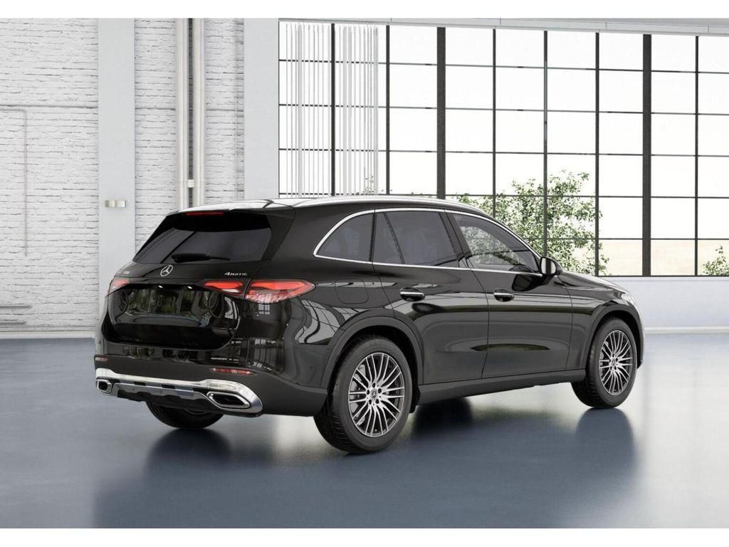 Thumbnail: 2026 Mercedes-Benz GLC - 21