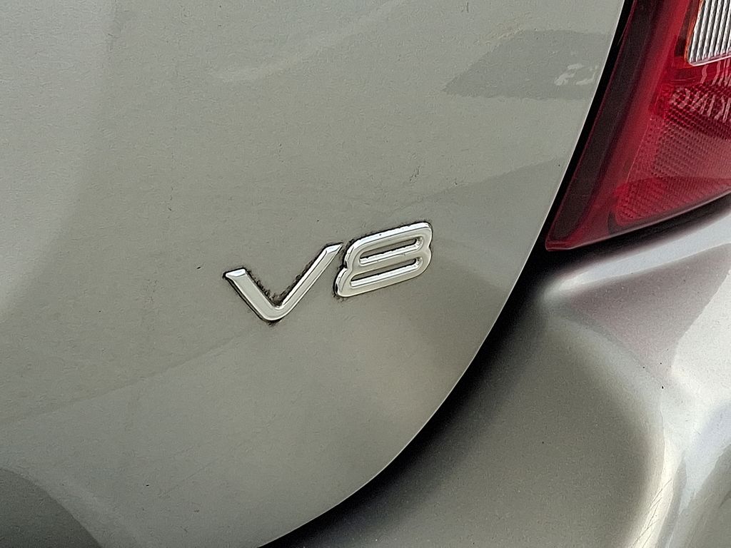 Thumbnail: 2003 Jeep Grand Cherokee - 28