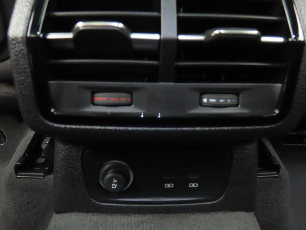 Thumbnail: 2025 Audi Q3 - 27