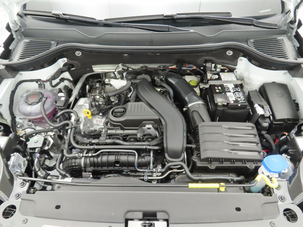 Thumbnail: 2025 Volkswagen Taos - 29