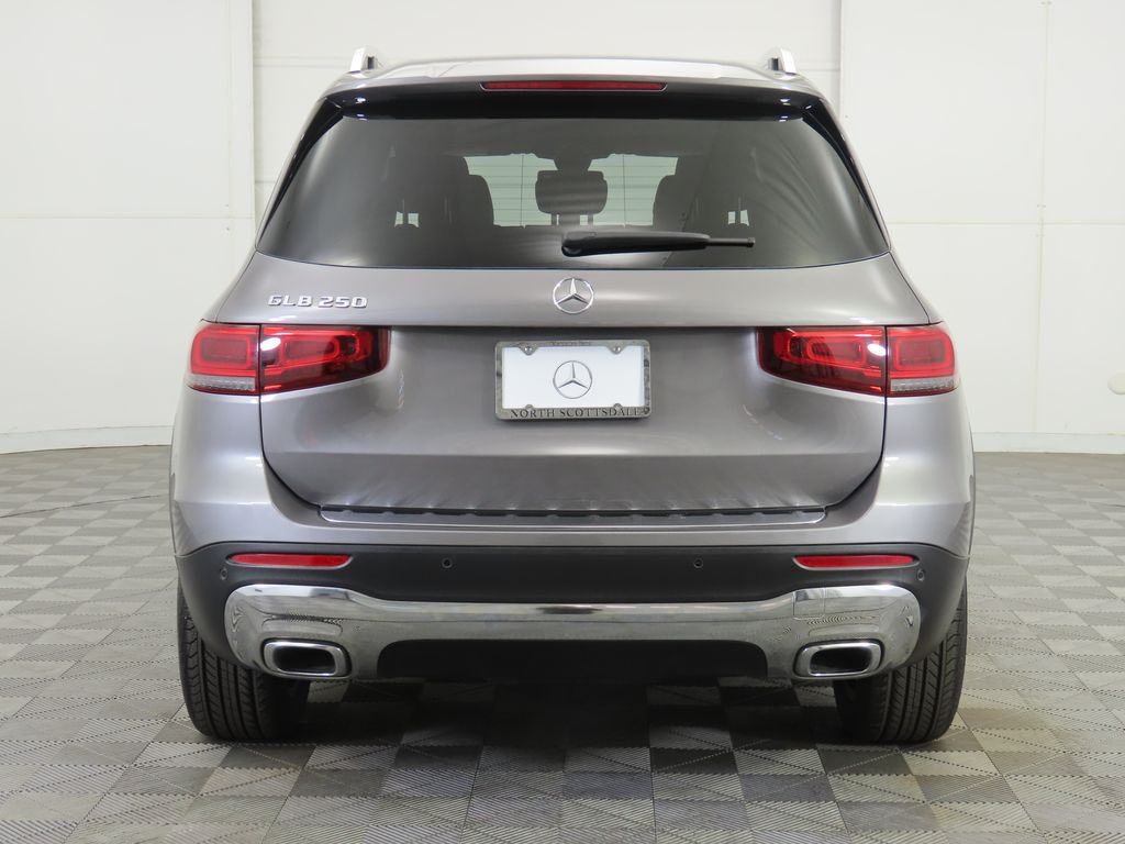 Thumbnail: 2022 Mercedes-Benz GLB - 6