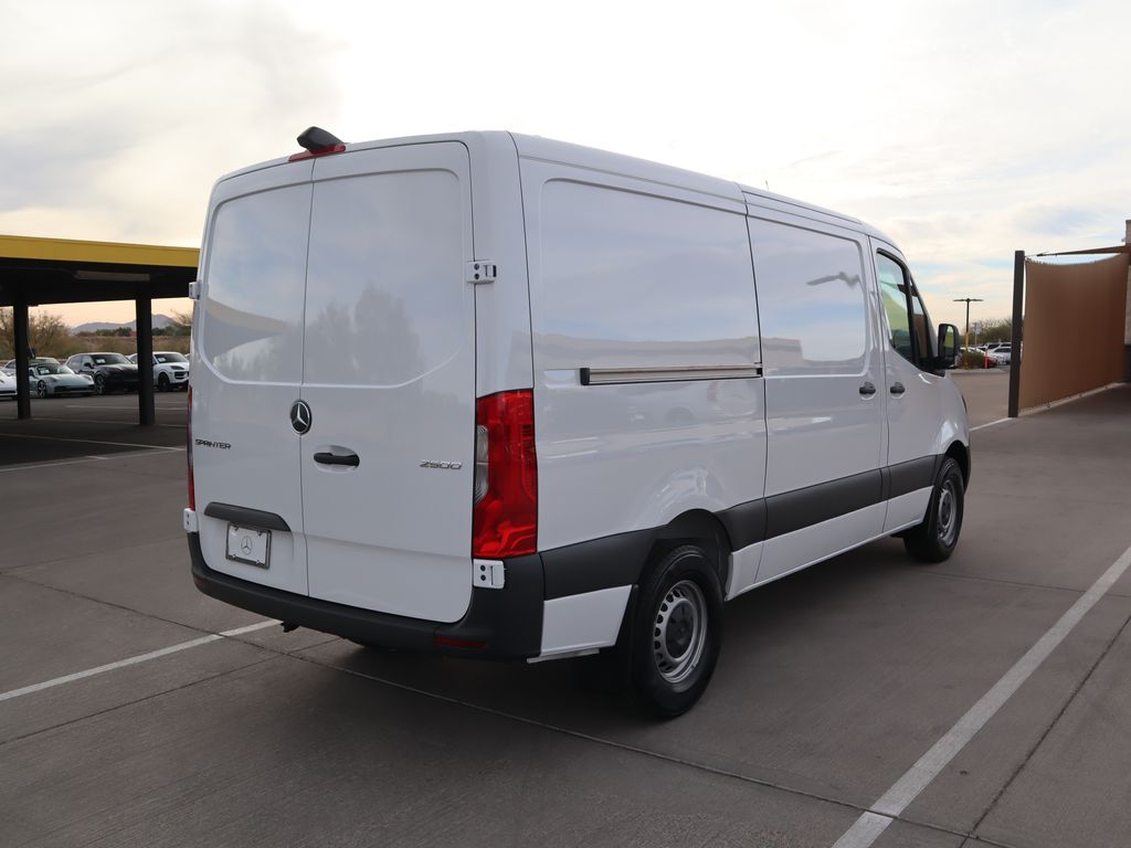 2025 Mercedes-Benz Sprinter 2500 5