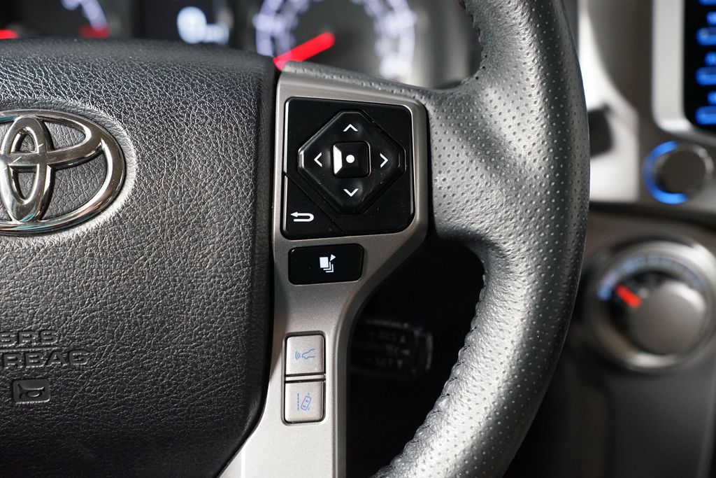 Thumbnail: 2024 Toyota 4Runner - 14