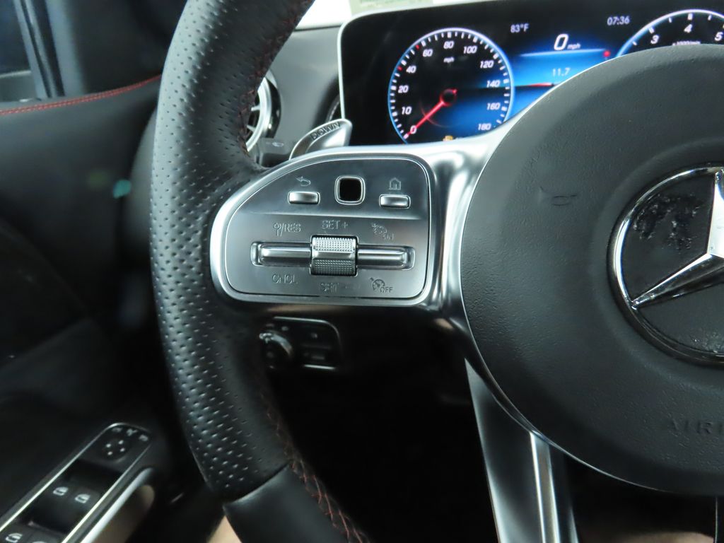 2021 Mercedes-Benz GLB 35 AMG 11