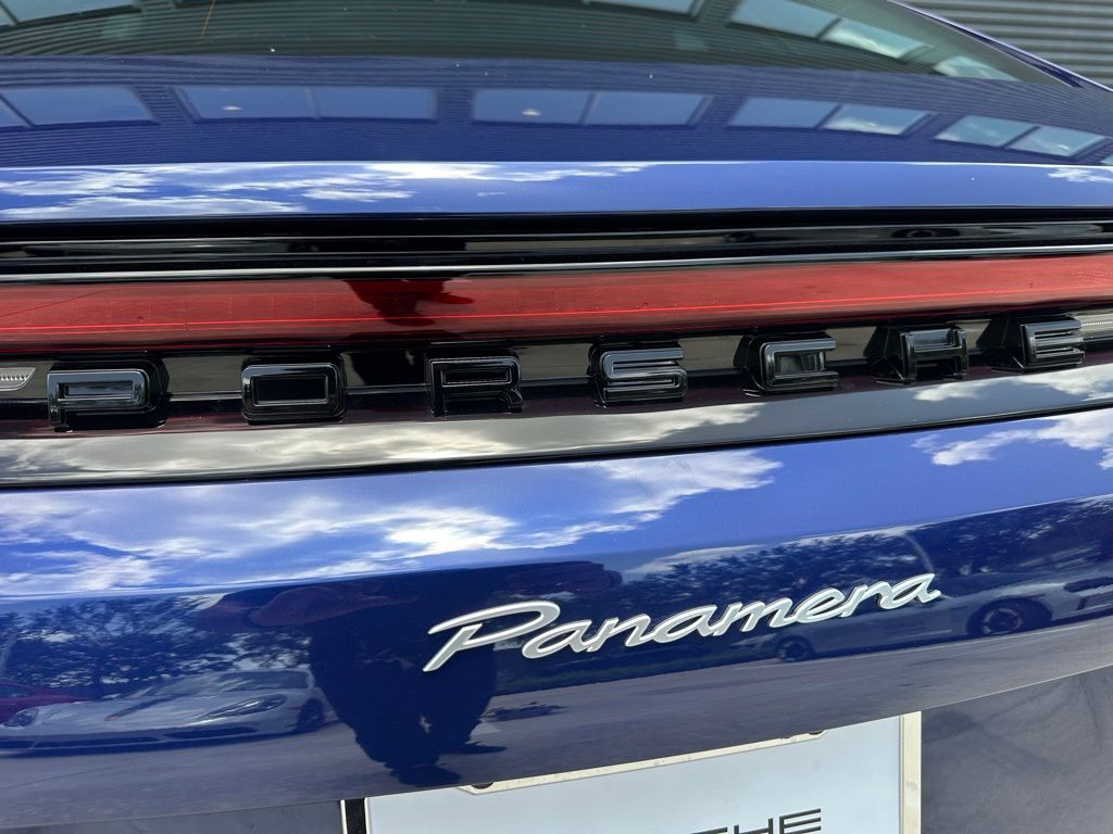 Thumbnail: 2025 Porsche Panamera - 12